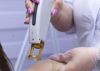 Q Switched Nd Yag Laser